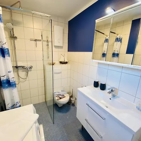 Holiday home Ferienhaus Twin Anchor, 200 M V. Strand *